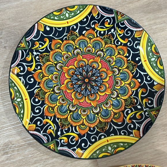 Set or 3 Decorative porcelain Handpainted Plates by Vancasso - Picture 2 of 5